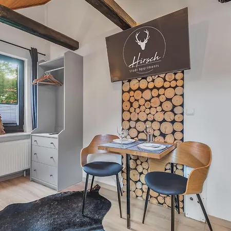 Hirsch Stadt 5 - Parkplatz - Zentral Apartment *